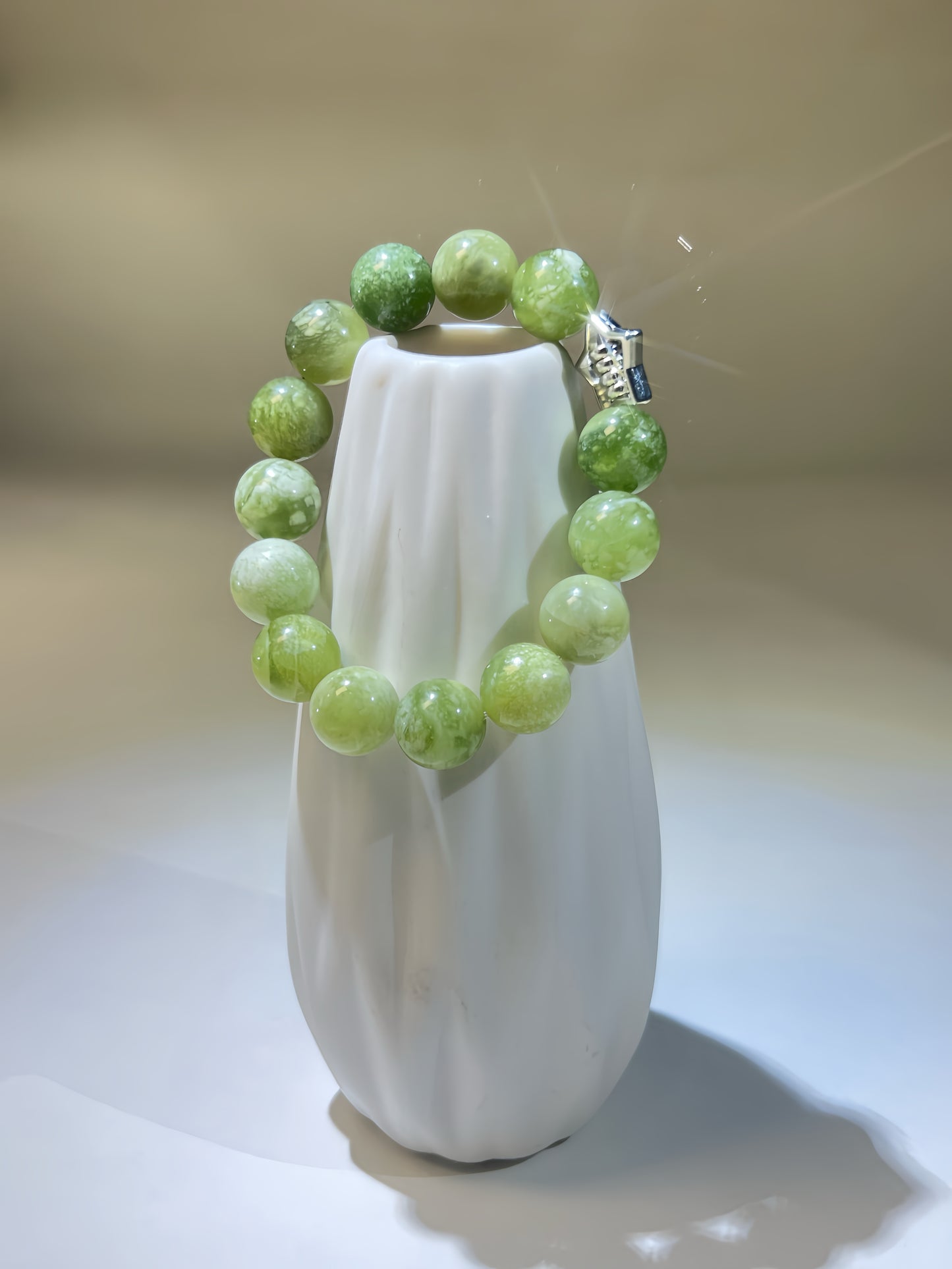 Handmade Xiuyan Jade Star Hollow-Out Bracelet – Adjustable Natural Stone Spiritual Jewelry