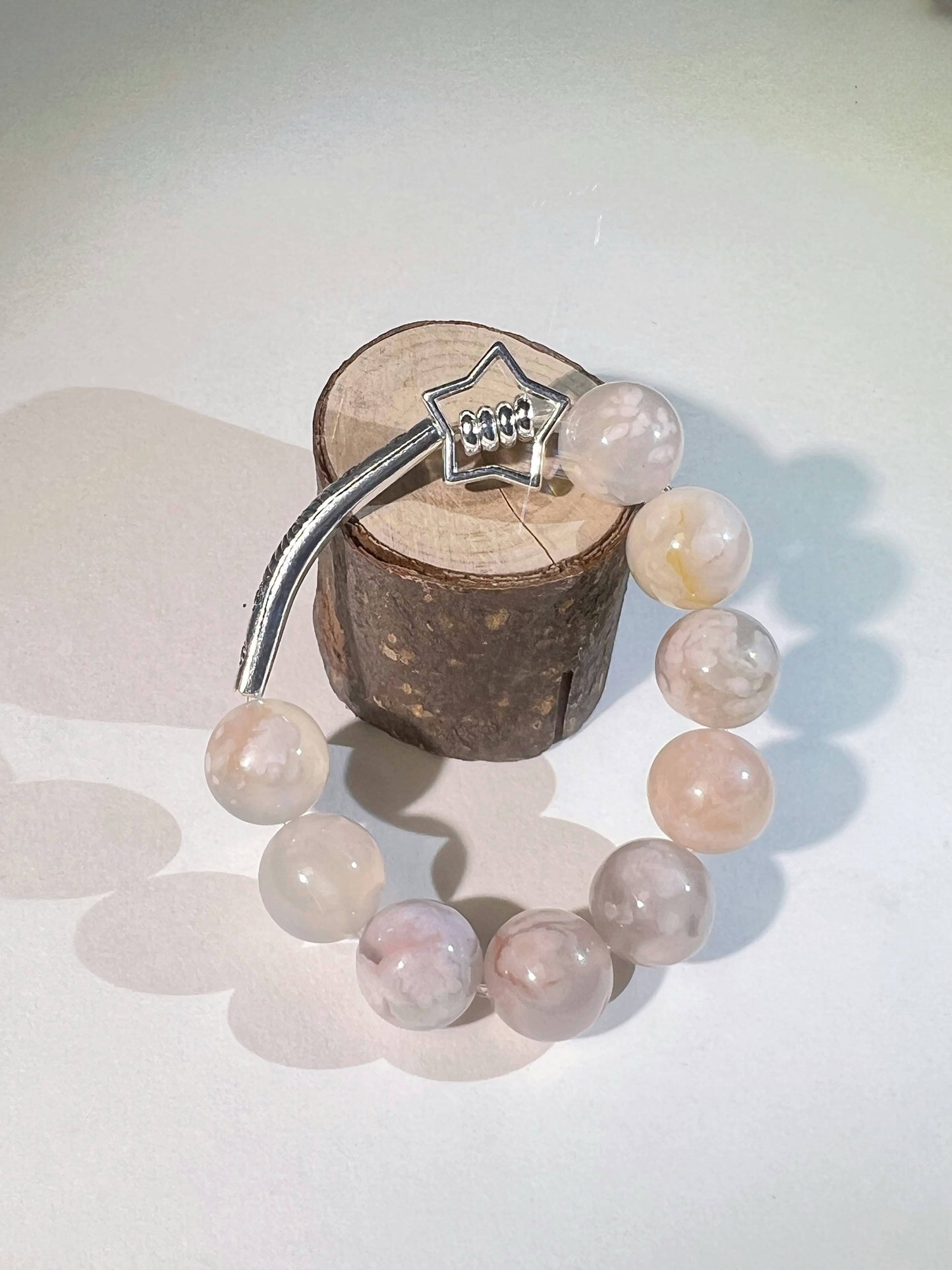 Sakura Agate Protection Star Bracele